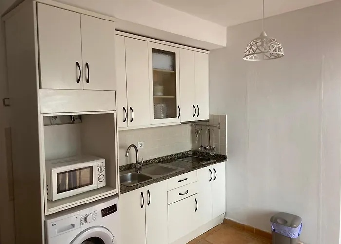 Apartament Center 2 *